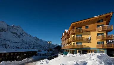 Delle Alpi