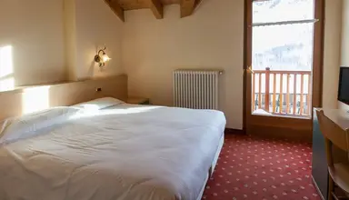 Delle Alpi