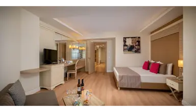 Delphin Deluxe Resort