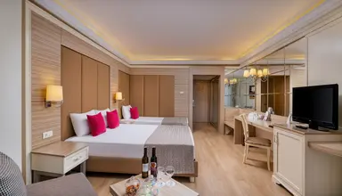 Delphin Deluxe Resort