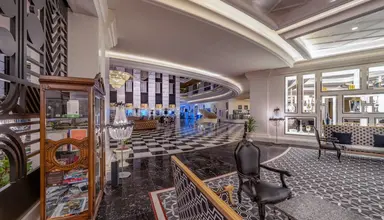 Delphin Imperial