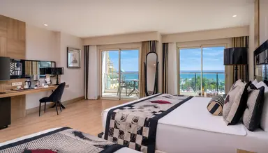 Delphin Imperial