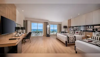 Delphin Imperial