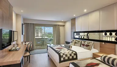 Delphin Imperial