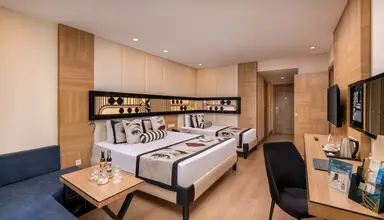 Delphin Imperial