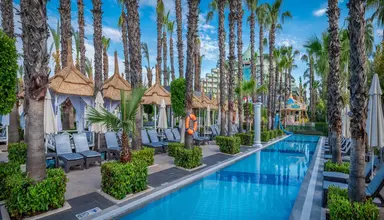 Delphin Palace