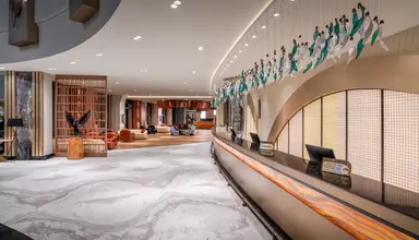 Delphin Palace