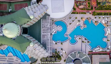 Delphin Palace