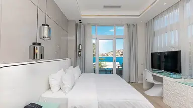 Demi
