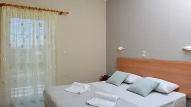 Dennis Studios