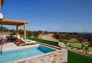 Deos Luxury Suites