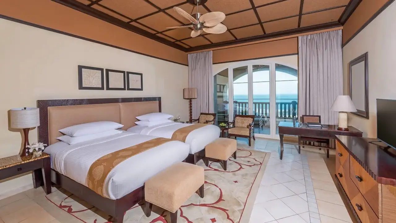 Desert Islands Resort & Spa