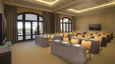 Desert Islands Resort & Spa