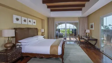 Desert Islands Resort & Spa