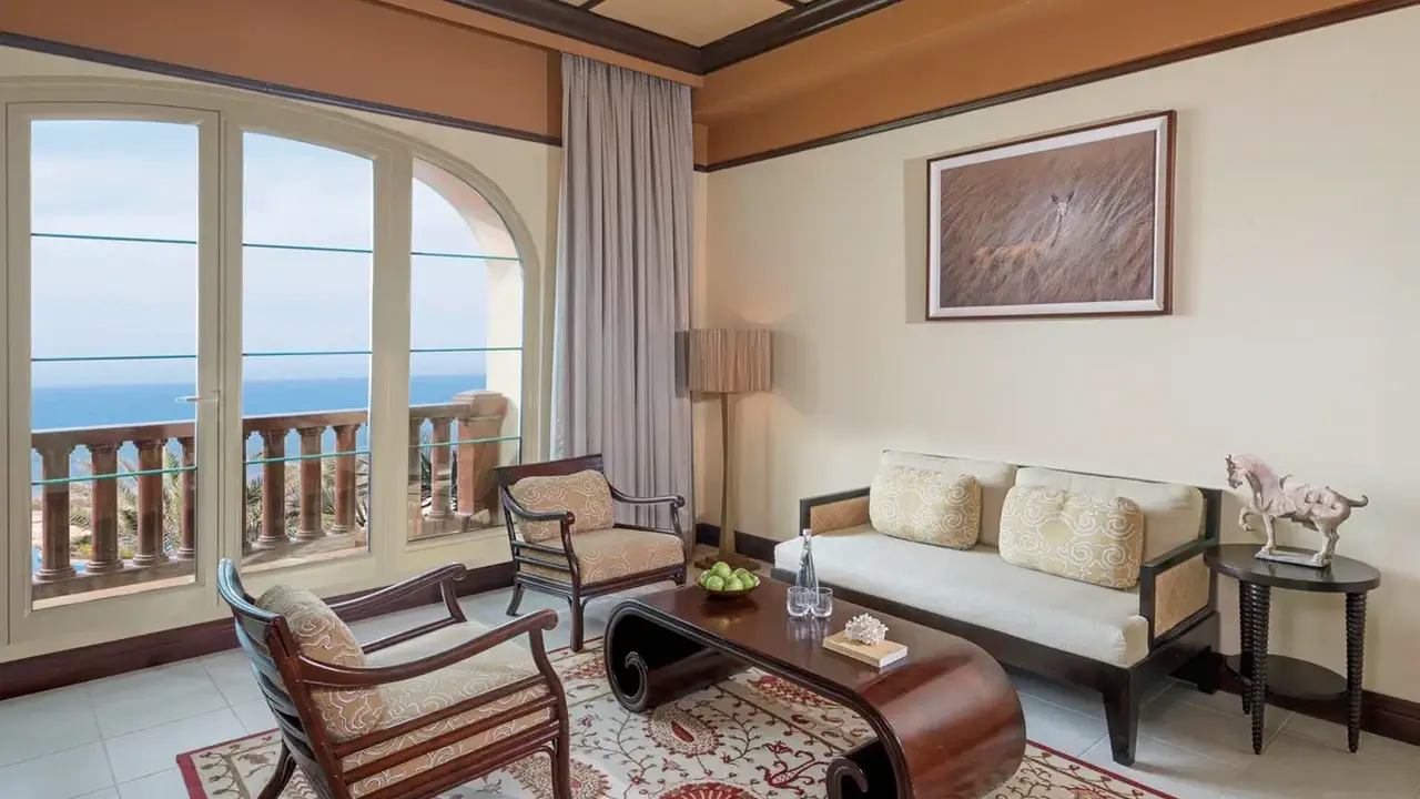 Desert Islands Resort & Spa