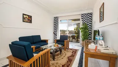 Desert Rose Resort