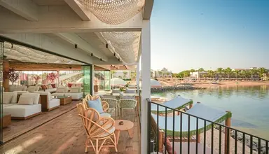 Desert Rose Resort