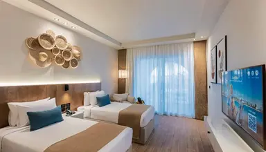 Desert Rose Resort