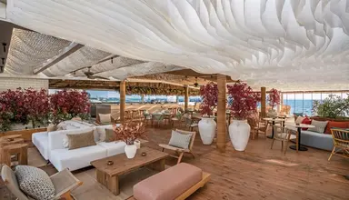 Desert Rose Resort