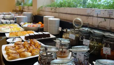 DeSilva Inn Katowice Airport