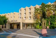 Dessole Dolphin Bay Resort