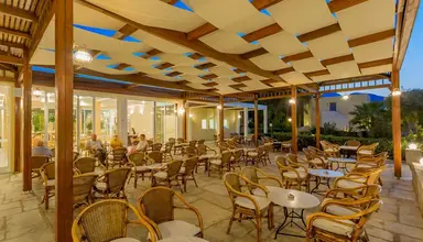 Dessole Dolphin Bay Resort
