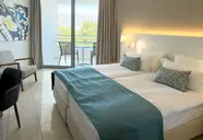 Dessole Dolphin Bay Resort