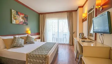 DG Rose Resort