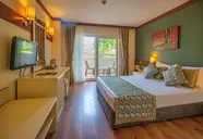 DG Rose Resort