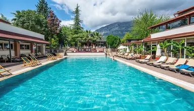 DG Rose Resort
