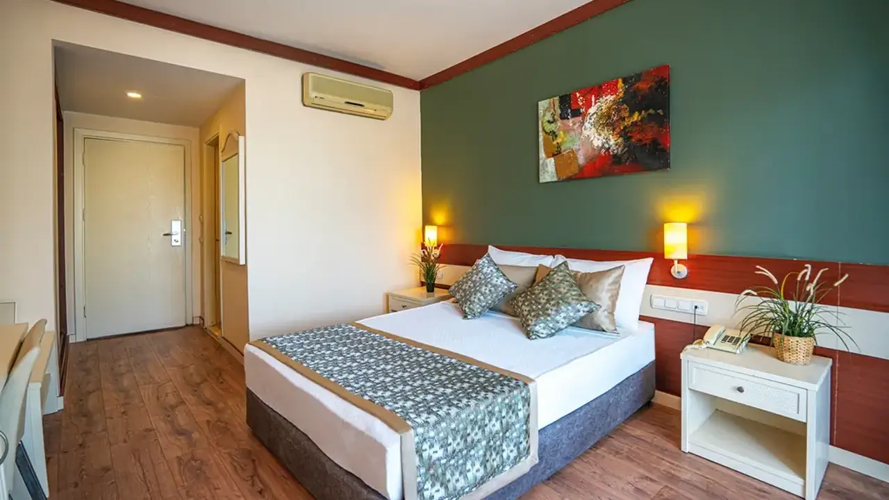 DG Rose Resort