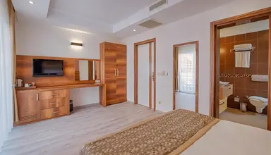 DG Rose Resort