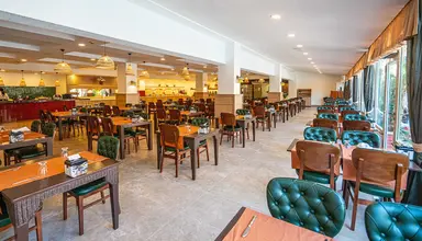 DG Rose Resort