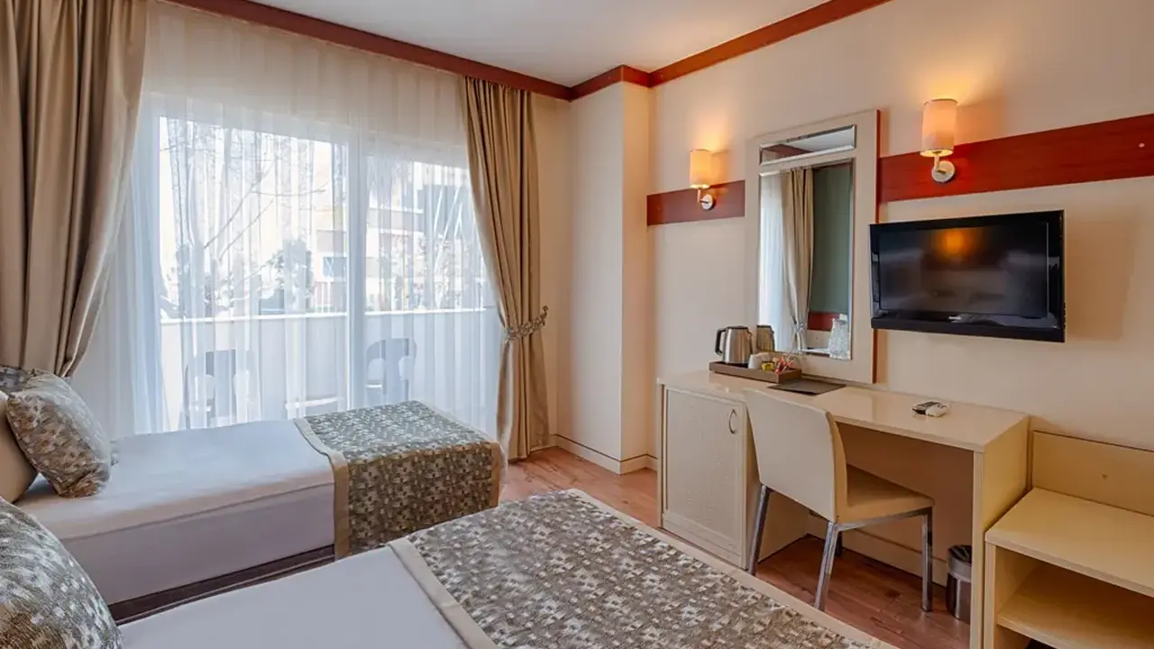 DG Rose Resort