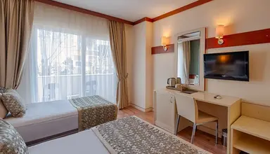 DG Rose Resort