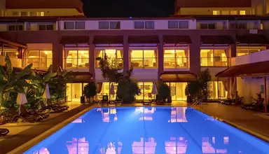 DG Rose Resort