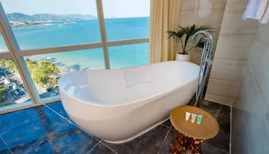 Diamond Bay Resort & Spa