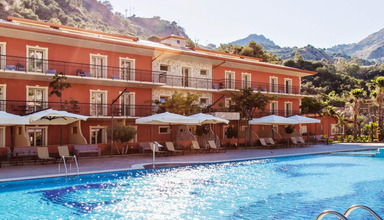 Diamond (Giardini Naxos)