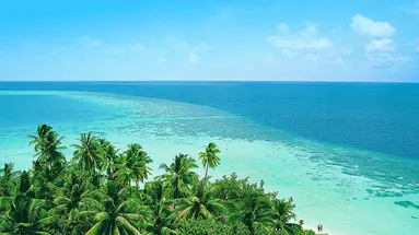 Diamonds Athuruga Beach & Water Villas