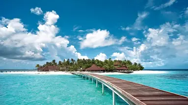 Diamonds Thudufushi Beach & Water Villas