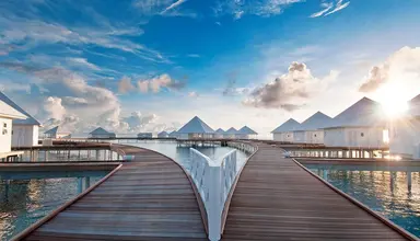 Diamonds Thudufushi Beach & Water Villas