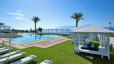 Dimitra Beach Hotel & Suites