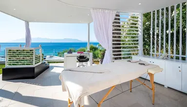 Dimitra Beach Hotel & Suites