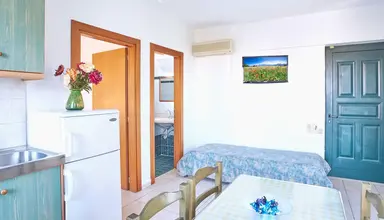 Dionysos Apartments and Studios