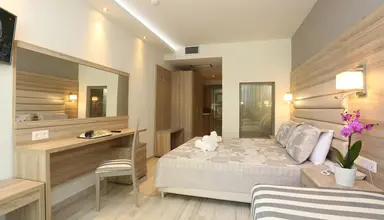 Dionysos Hotel & Studios