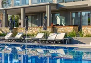 Dionysos Hotel & Studios