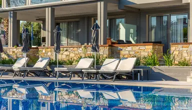 Dionysos Hotel & Studios