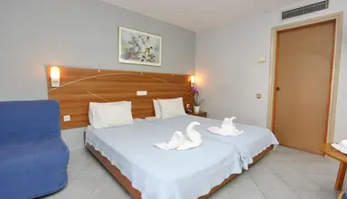 Dionysos Hotel & Studios