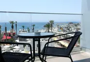 Dionyssos Central