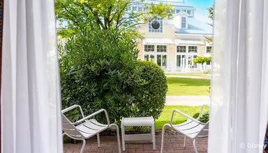 Disney's Newport Bay Club